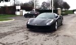 Lustiges Video : Schau her, mein neuer Ferrari