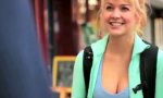 Movie : Hast du grad auf meine Brüste gestarrt?
