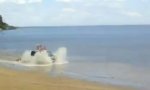 Funny Video : Hummer Strand Tour