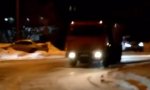 Mit Truck um die Kurve driften