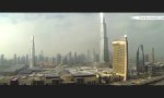 Lustiges Video : Quadcopter über dem höchsten Hochhaus