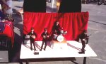 Lustiges Video : Beatles am seidenen Faden