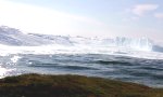 Riesen-Eisberg bricht auseinander  