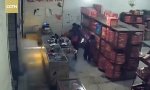 Funny Video : Alarm im Feuerwerks-Shop