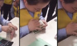 Lustiges Video : Menschliche Geldzählmaschine