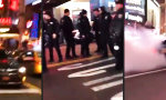 Mercedes AMG vs Cop im NYC Times Square