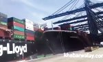 Lustiges Video : Reiberei unter Containerschiffen