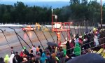Funny Video : Traktor zieht kleine Extra-Show ab