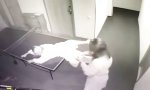 Nächtliche Selfies im Wohnheim