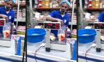 Lustiges Video : Fachmann an der Waage