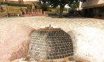 Der neue Brunnen vor der Kirche