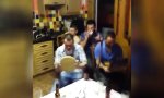 Lustiges Video : Männer bei der Küchen-Rallye