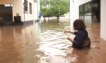 Funny Video - Die Flaschenpost streikt nie