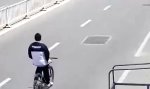 Funny Video : Der Geilste hat Vorfahrt