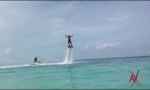 Lustiges Video : Flyboard-Double-Backflip